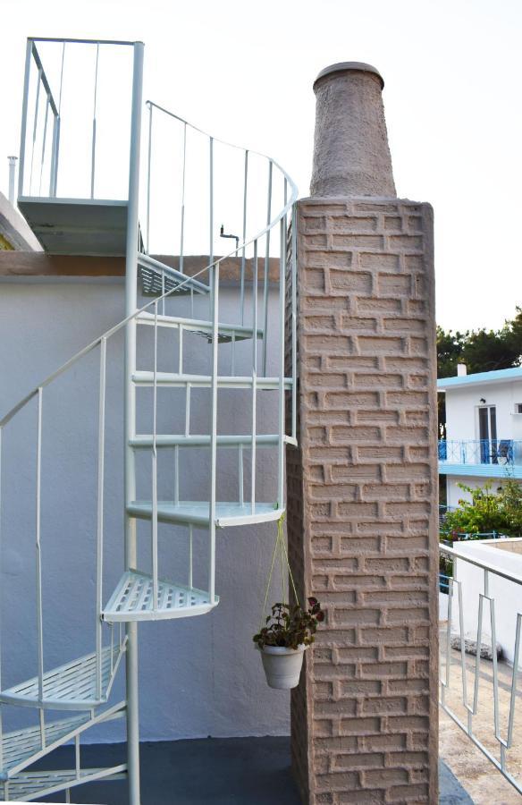 Dolihis Gi, Poseidon Villa Gialiskari  Exterior photo